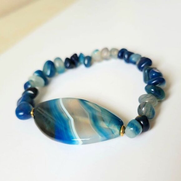 Blue Striped Agate Natural Stone Bracelet - Picture 1 of 2